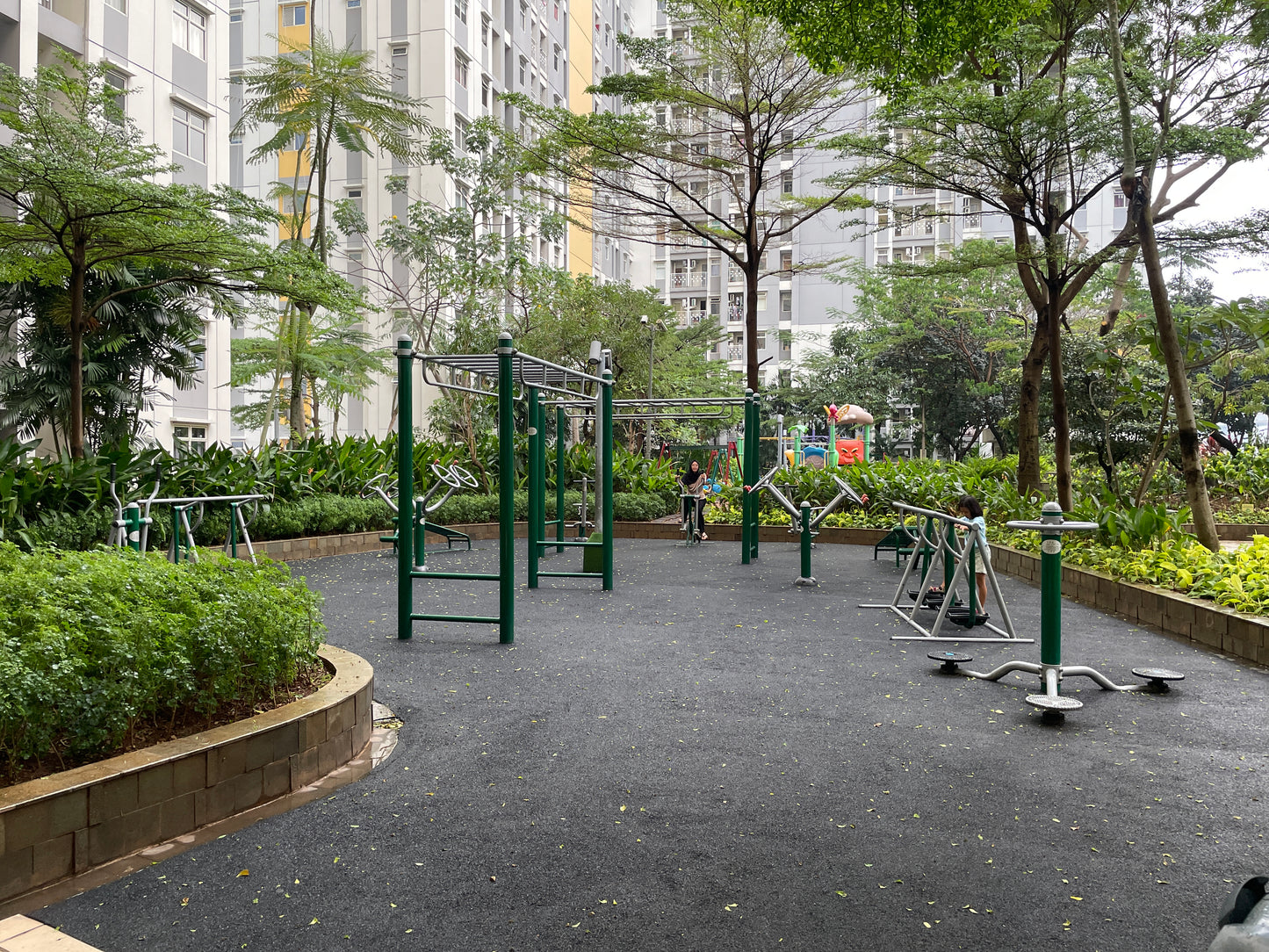 JUAL APARTEMEN THE SPRINGLAKE SUMMARECON BEKASI STUDIO