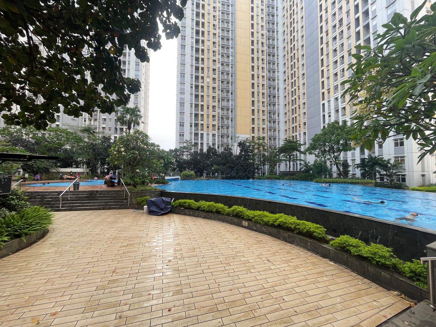 JUAL APARTEMEN THE SPRINGLAKE SUMMARECON BEKASI STUDIO