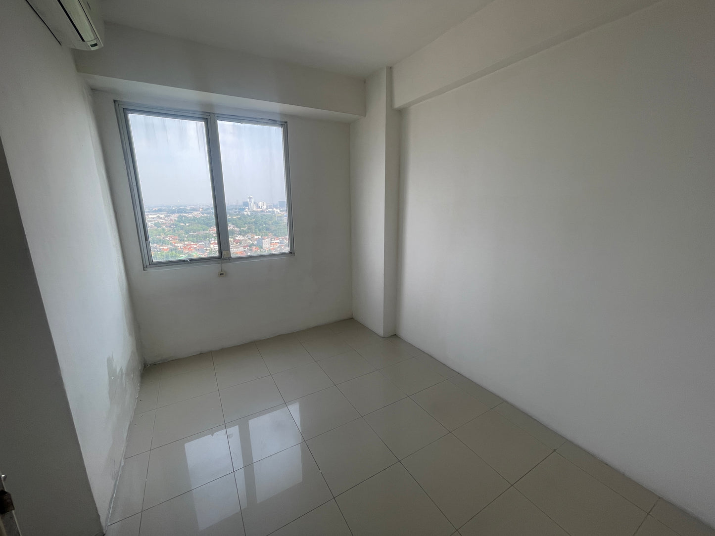 DIJUAL BU CEPAT HABIS BARANG LANGKA BASSURA CITY 2BR