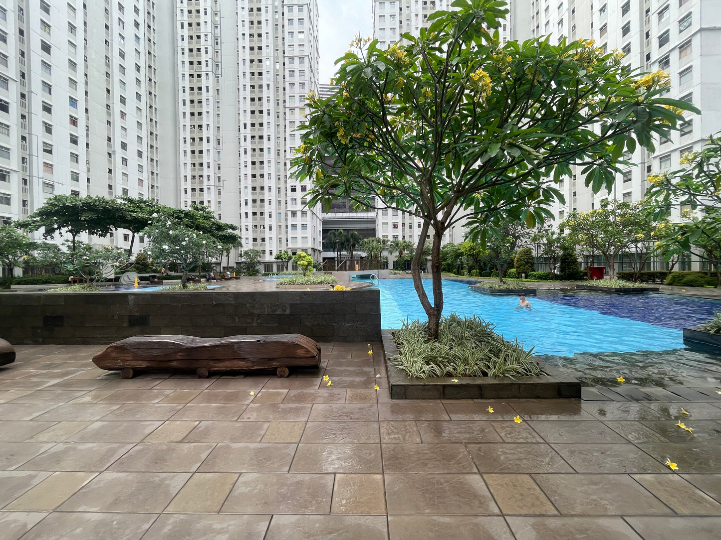 JUAL APARTEMEN GREEN BAY PLUIT 2BR UNFURNISHED BAYWALK MALL PIK JAKARTA UTARA