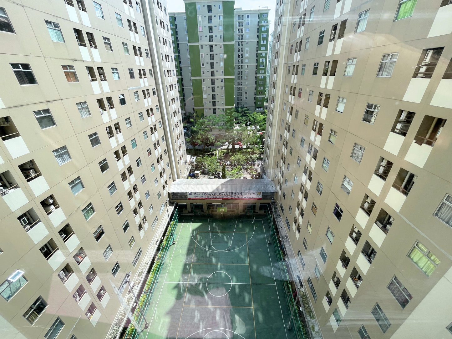 JUAL CEPAT BU APARTEMEN KALIBATA CITY 2BR SEMI FURNISHED JAKARTA SELATAN