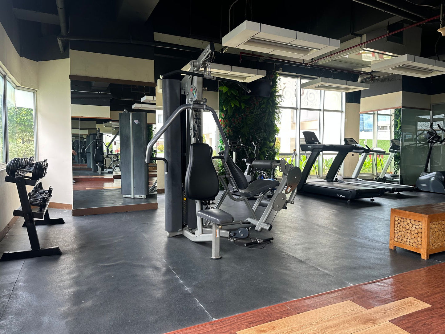 JUAL CEPAT BU APARTEMEN COSMO RESIDENCE 1BR FULL FURNISHED