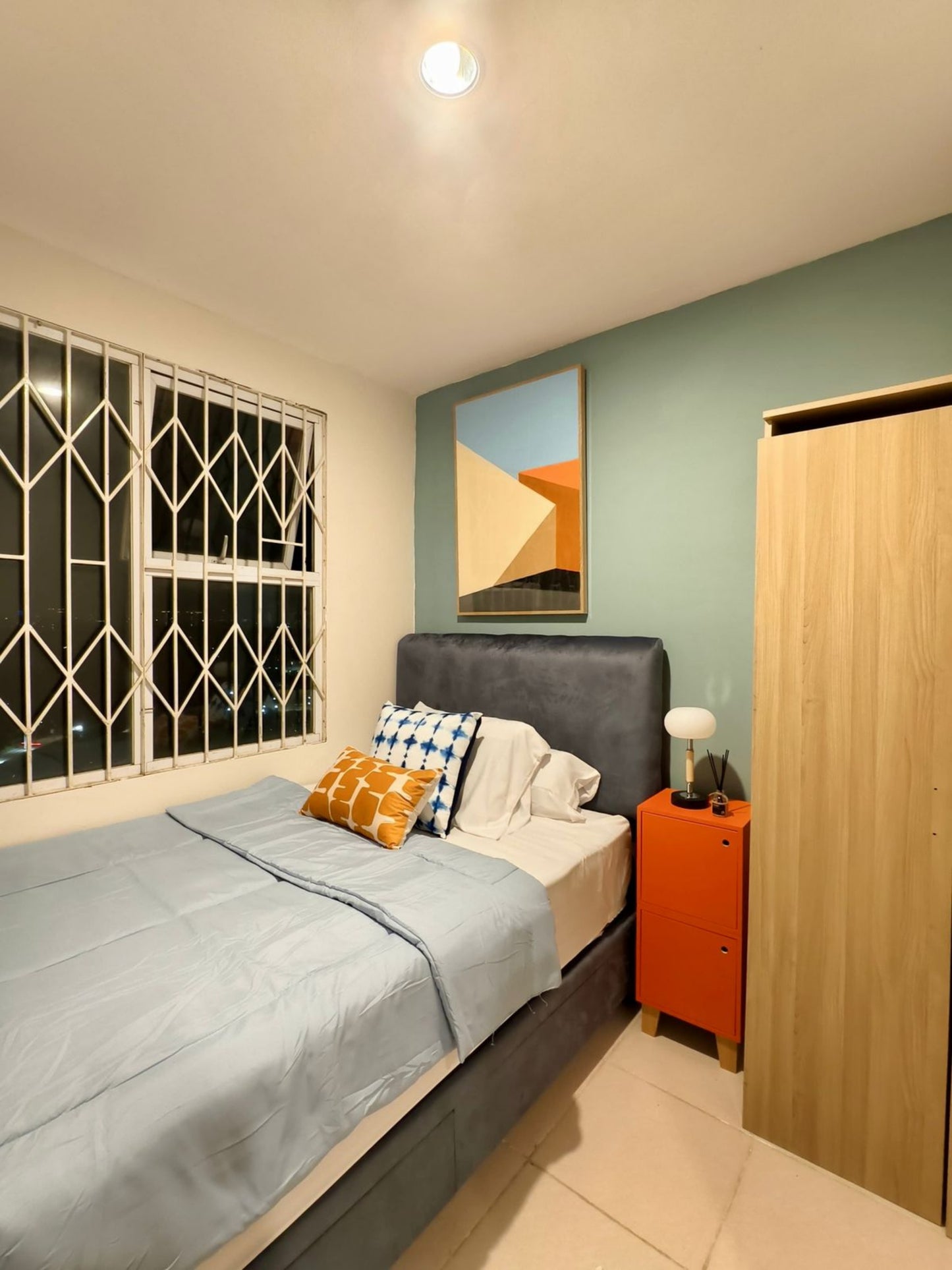 Jual Murah Apartemen Belmont Residence tipe 2 Bedroom - Full Furnished - Area Kebon Jeruk / Puri Indah