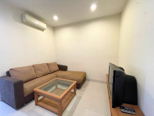 Jual Termurah Apartemen Cosmo Mansion tipe 1 Bedroom Full Furnished Area Thamrin Sudirman