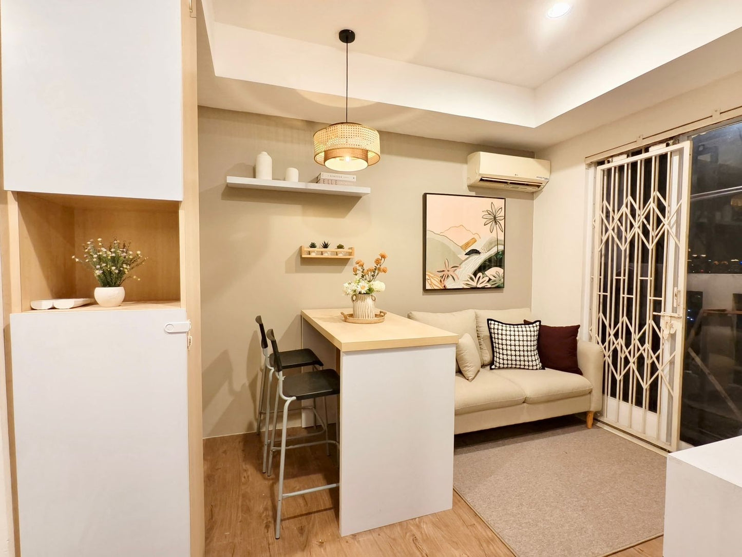 Jual Murah Apartemen Belmont Residence tipe 2 Bedroom - Full Furnished - Area Kebon Jeruk / Puri Indah