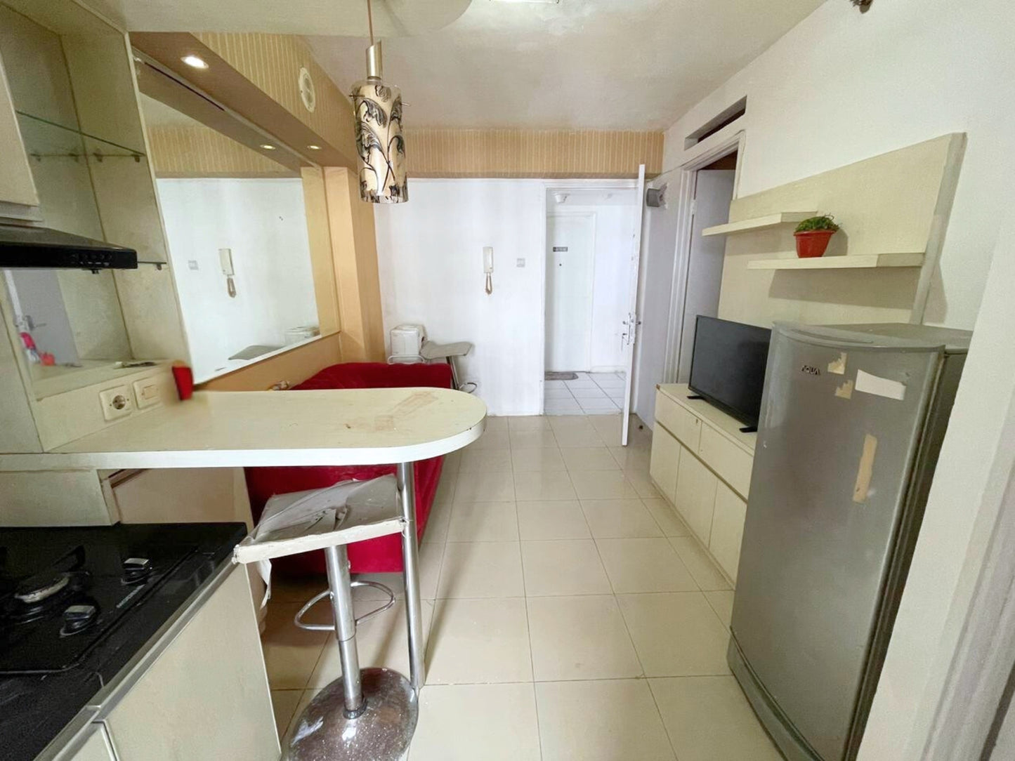 JUAL CEPAT BU APARTEMEN BASSURA CITY TOWER HELICONIA 2BR FULL FURNISHED