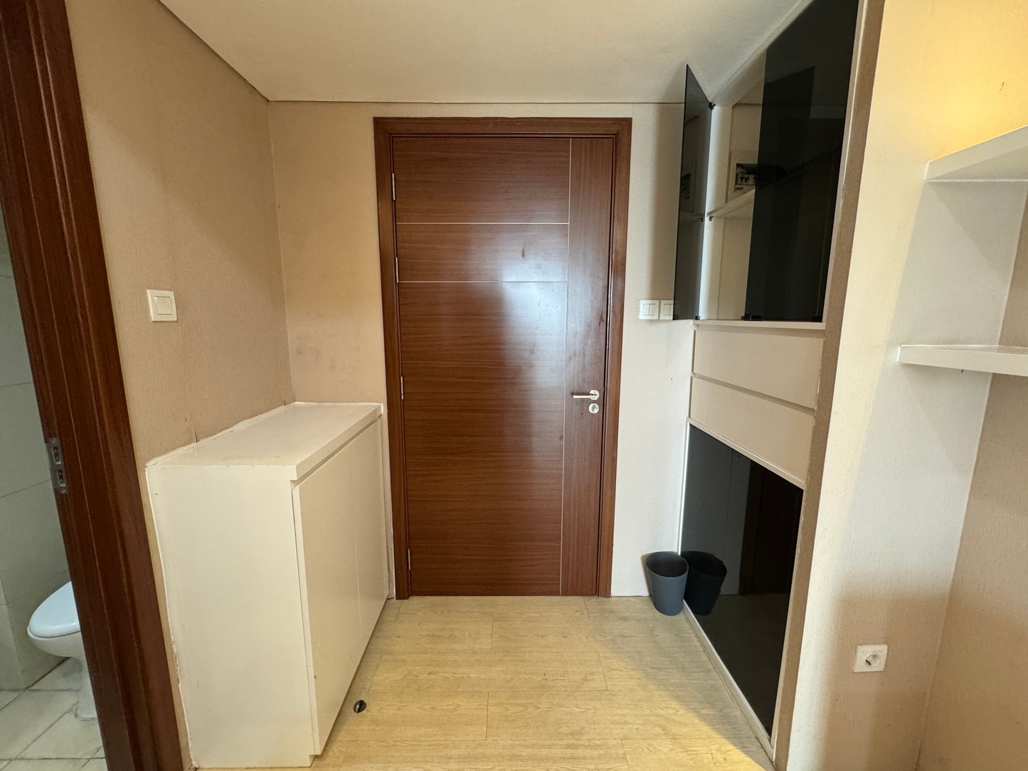 Jual Apartemen Vittoria Residence 1BR Full Furnished dekat Bandara Soekarno-Hatta