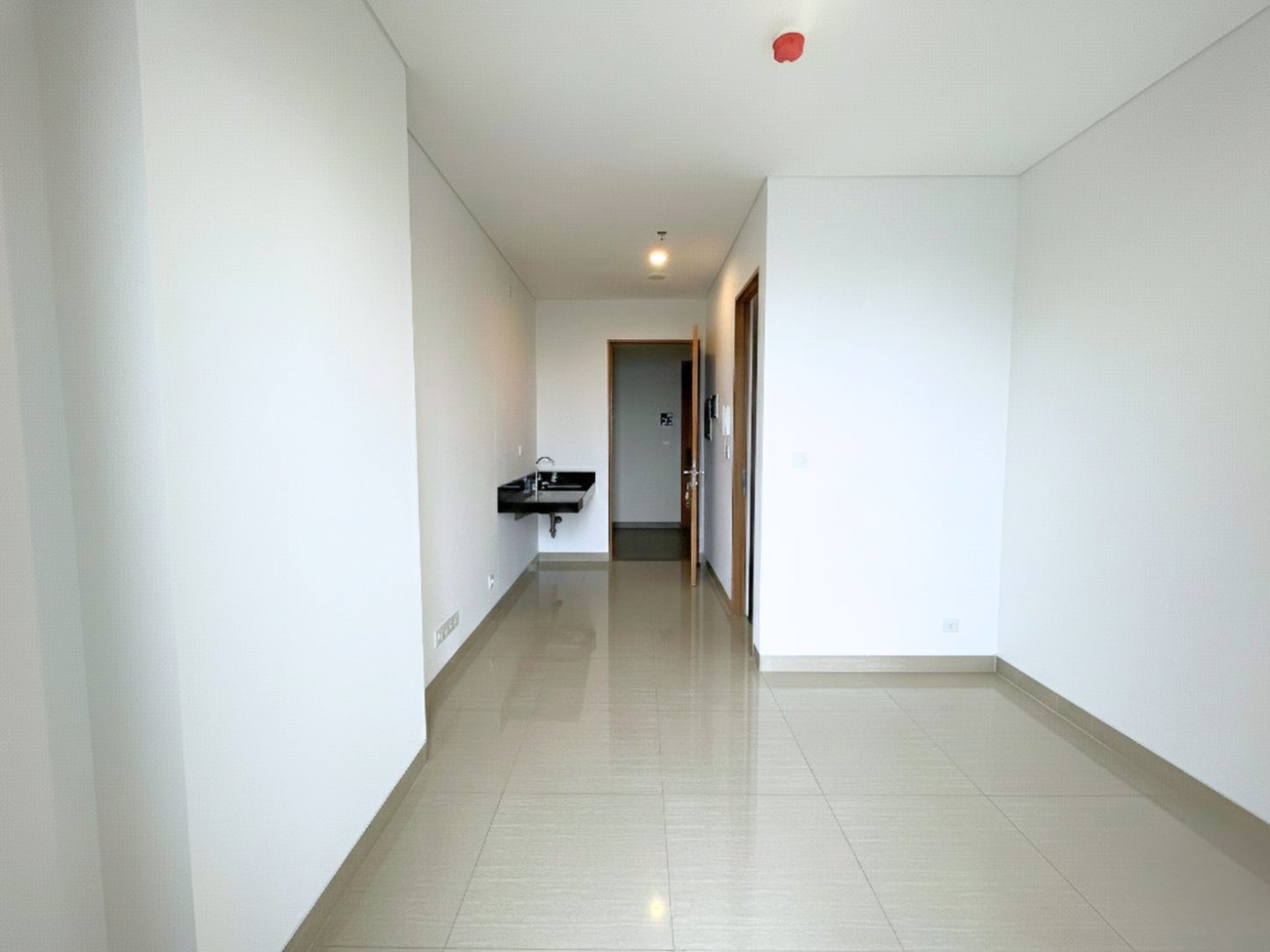 Jual Termurah Apartemen The Newton 2 Ciputra tipe Studio Unfurnished Dekat Kuningan Thamrin