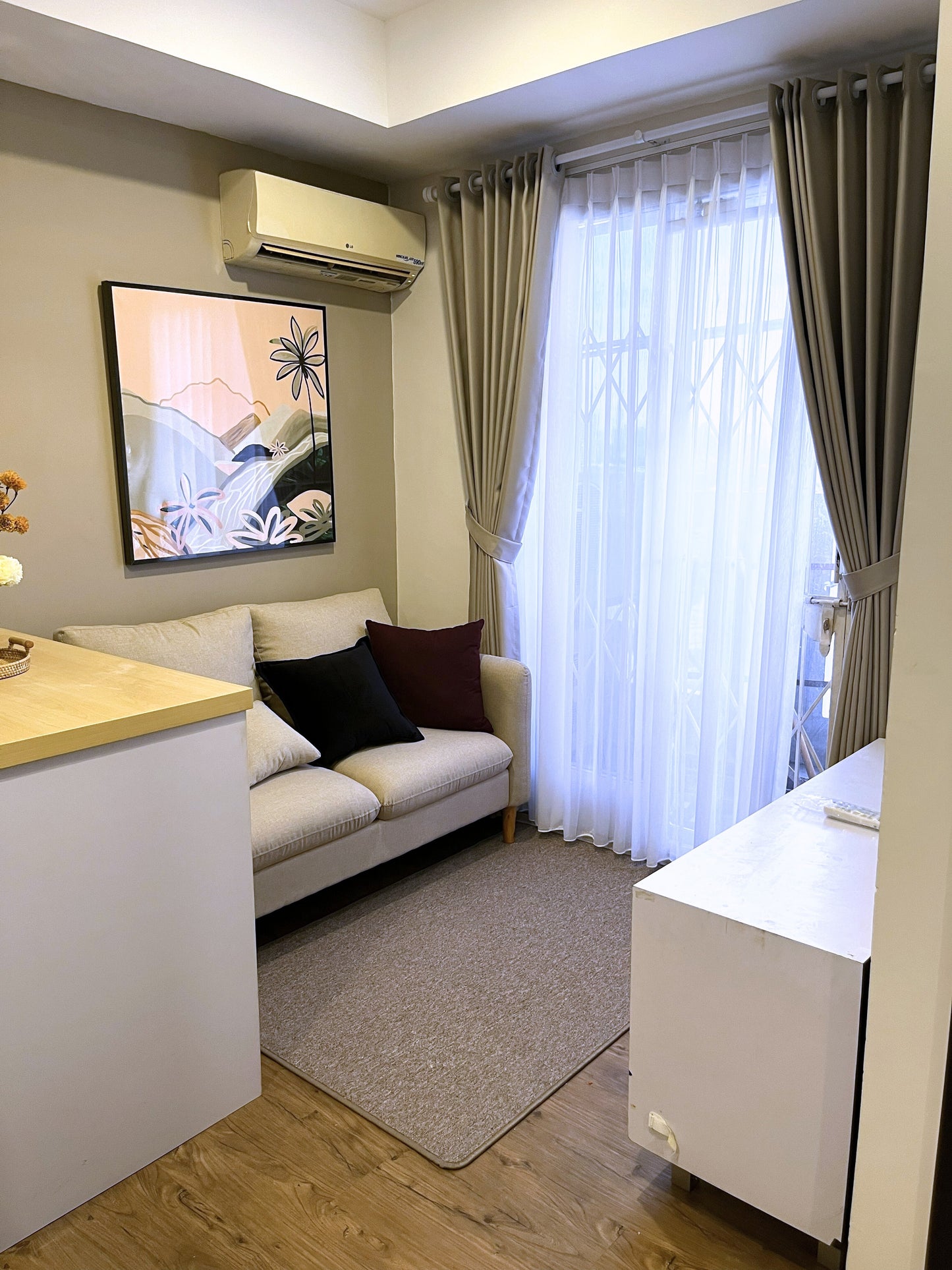 Jual Murah Apartemen Belmont Residence tipe 2 Bedroom - Full Furnished - Area Kebon Jeruk / Puri Indah