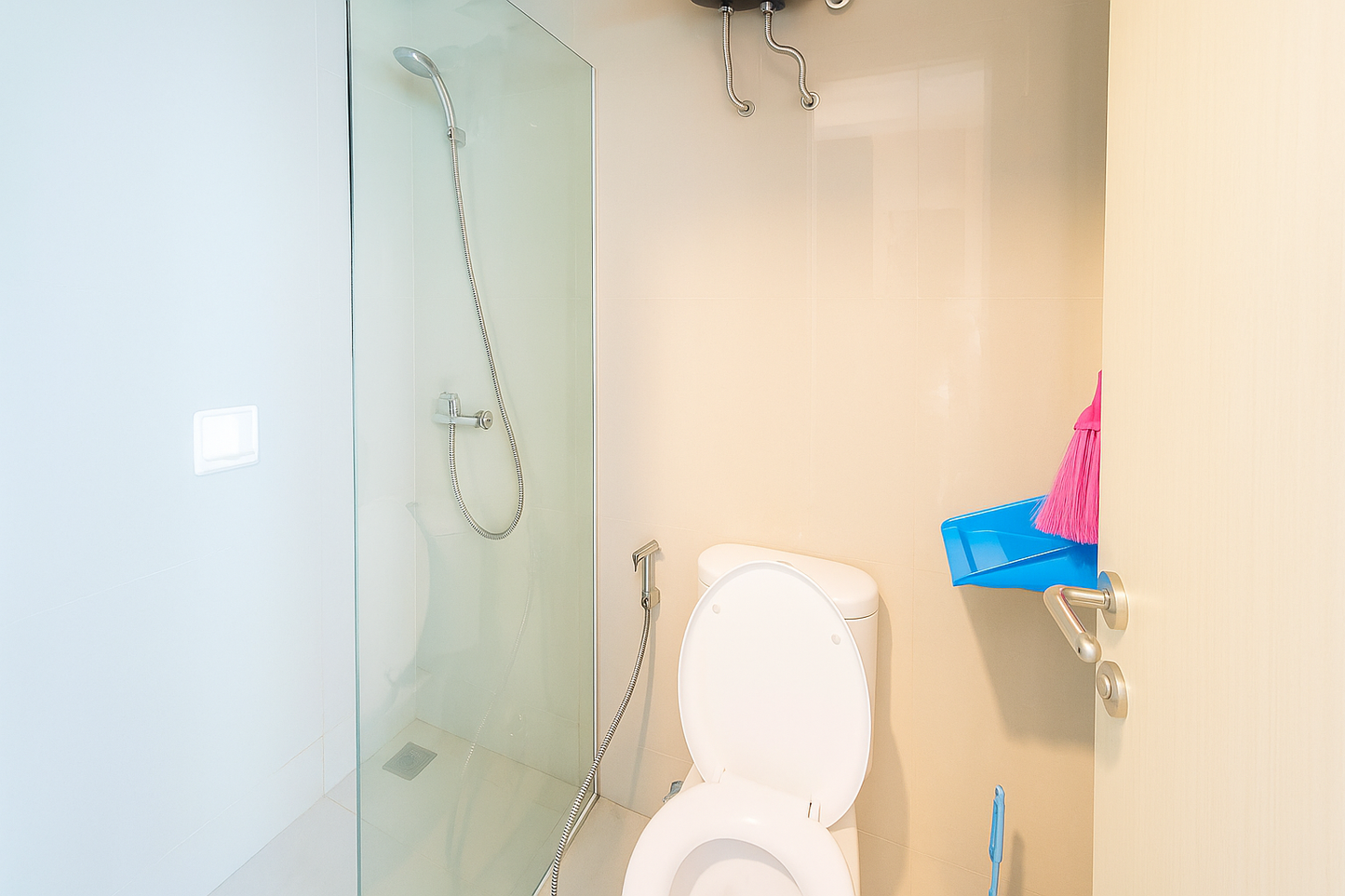 JUAL APARTEMEN TREE PARK BSD SERPONG STUDIO FULL FURNISHED