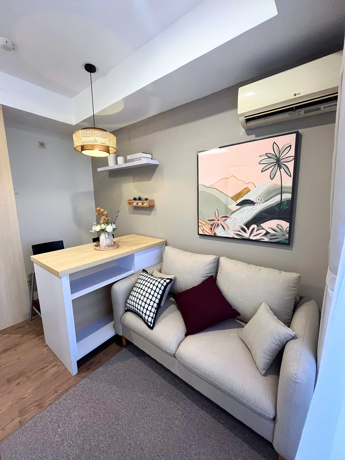 Jual Murah Apartemen Belmont Residence tipe 2 Bedroom - Full Furnished - Area Kebon Jeruk / Puri Indah