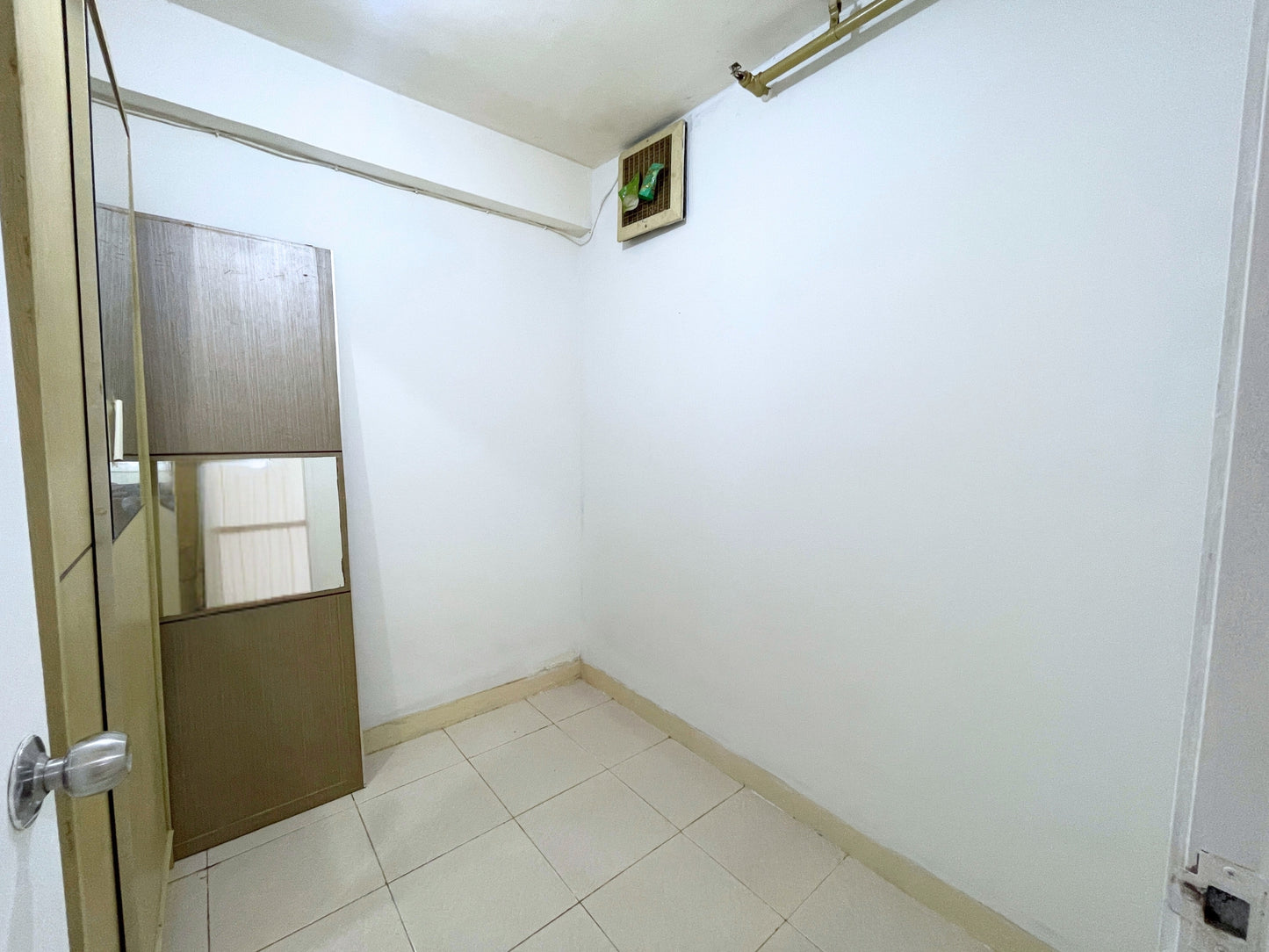 JUAL CEPAT BU APARTEMEN KALIBATA CITY 2BR SEMI FURNISHED JAKARTA SELATAN