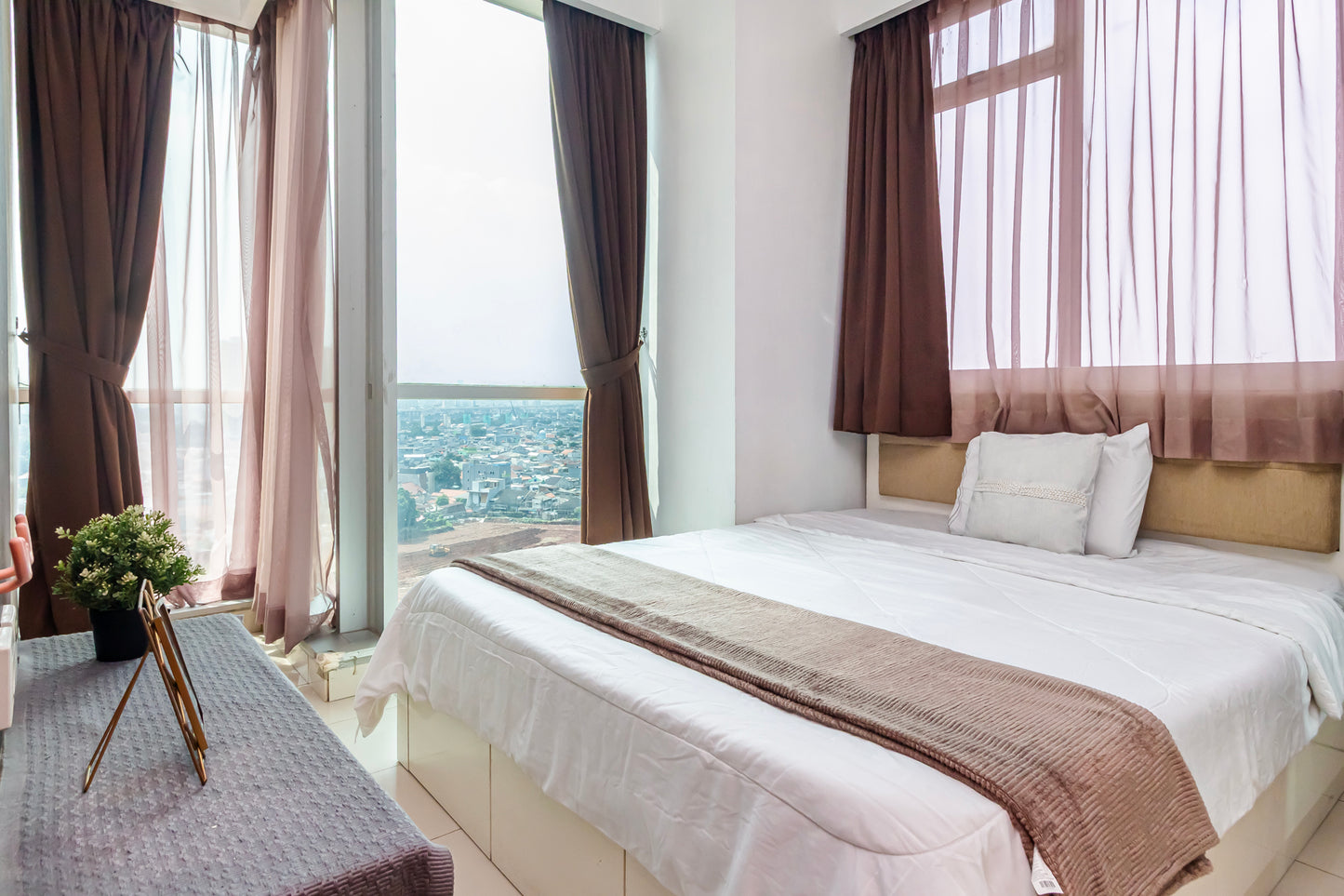 JUAL (BU) THE KUNINGAN PLACE APARTEMEN 2BR FULL FURNISHED