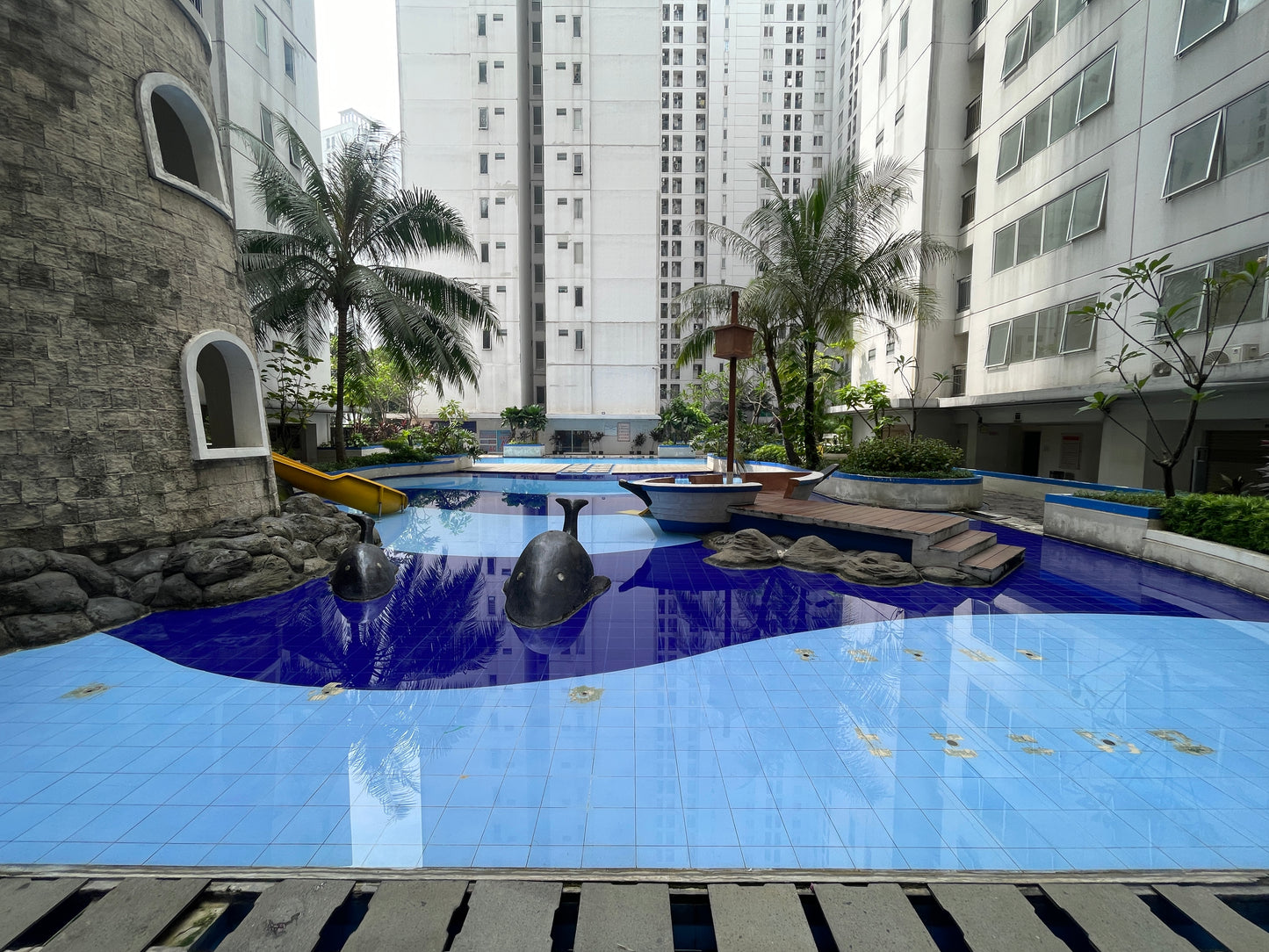 DIJUAL BU CEPAT HABIS BARANG LANGKA BASSURA CITY 2BR